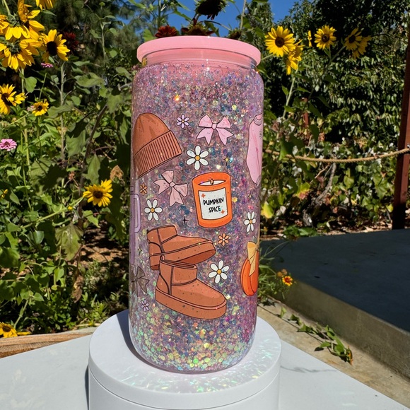 Fall favorites pumpkins sweaters boots libbey snow globe can glass tumbler 20oz - Picture 3 of 5